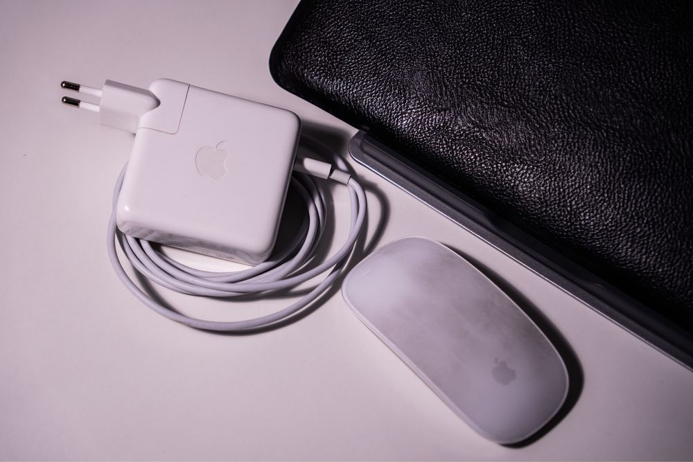 MacBook Pro M1 16/256gb 13 inch 2020