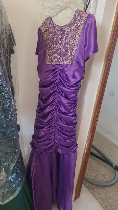 Продам платье вечернее  размер 46-48