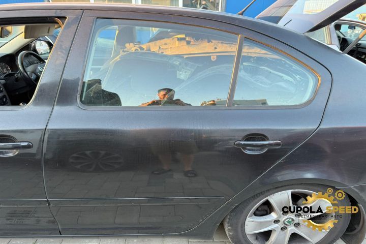 Usa / Portiera spate stanga culoare Negru LF9R Skoda Octavia 2 [2004
