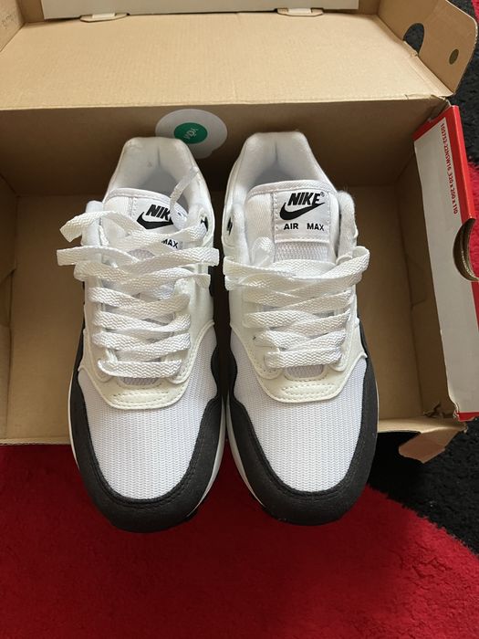Nike adidasi 37.5