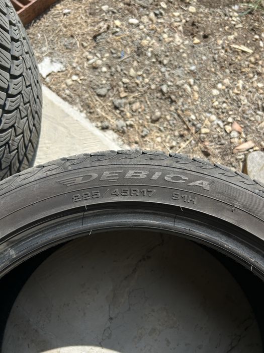 225/45/R17 Anvelope Debica de Iarna