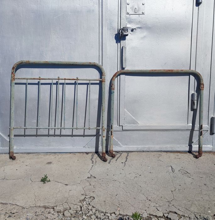 Продам спинки железной кровати