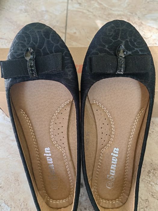 Пантофки чисто нови