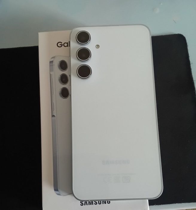 Samsung A55 5G 
Srochni pul kerak 
Xotirasi 8/128 Gb
Karobka dakumenti