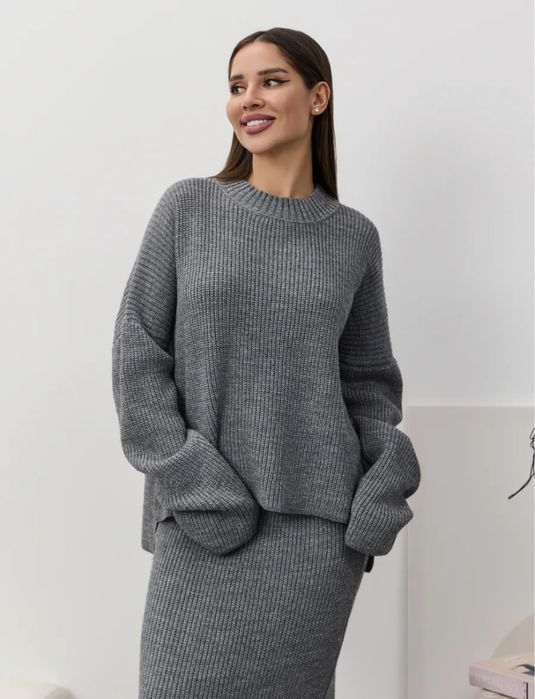 Новый Костюм юбочный