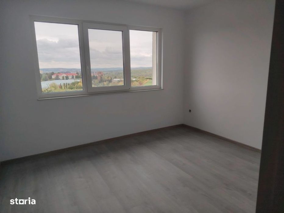 Apartament cu 4 camere,78mp,zona Costantin Brancusi