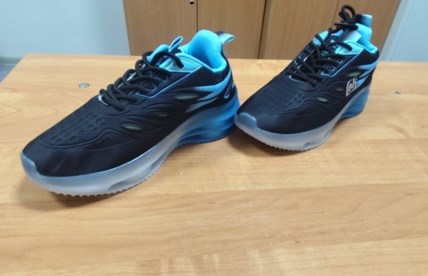 Кроссовки летние облегченные