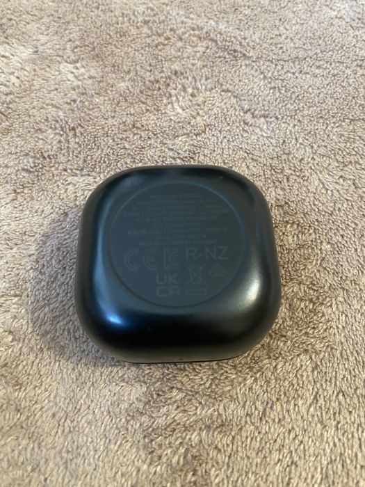 Samsung buds слушалки