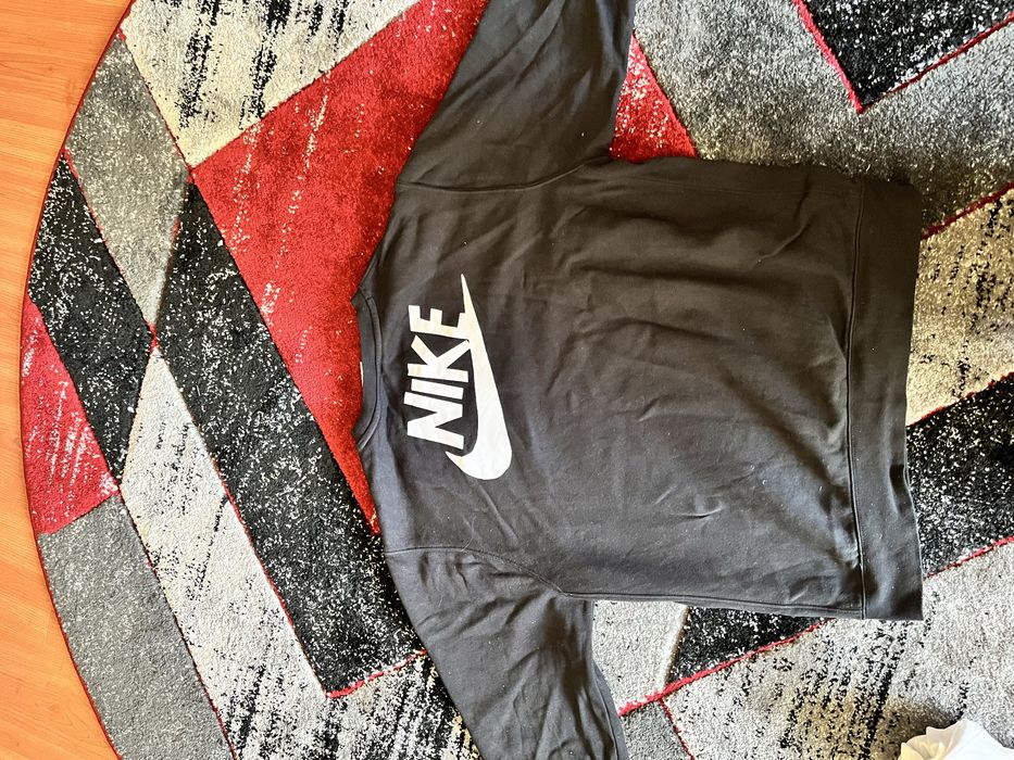 Pulover Nike Nou
