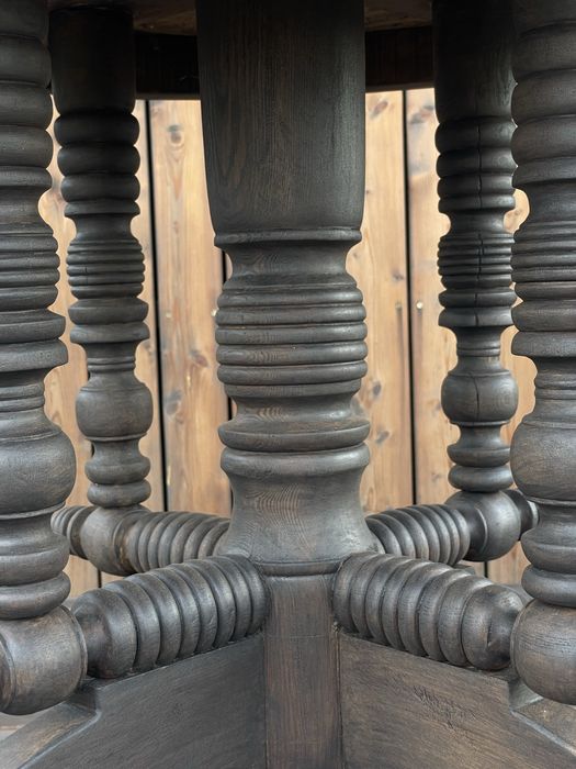 Стол антикварный