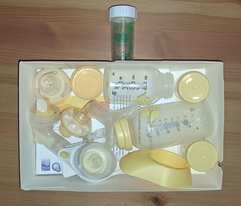 Механична помпа за кърма Medela