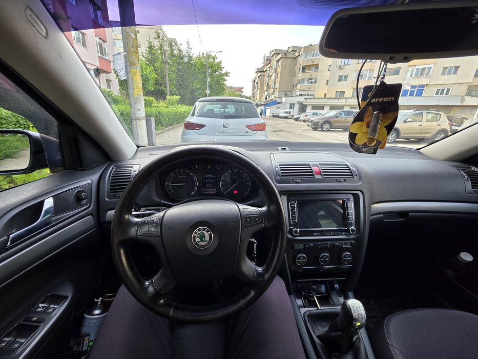 Skoda Octavia 2 2.0 tdi BKD