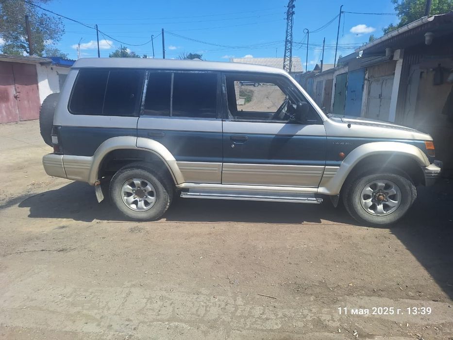 Продам паджеро 2