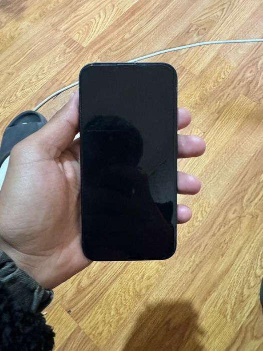 Iphone 13 de vanzare nu are nici o problema 93% 128gb…