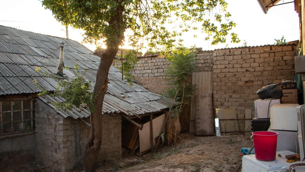 Продаётся участок 6 соток в самом центре города!