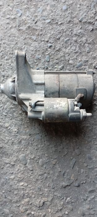 Продам стартер тойота