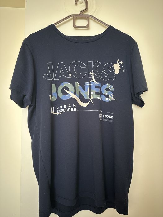 Мъжки тениски с безплатна доставка