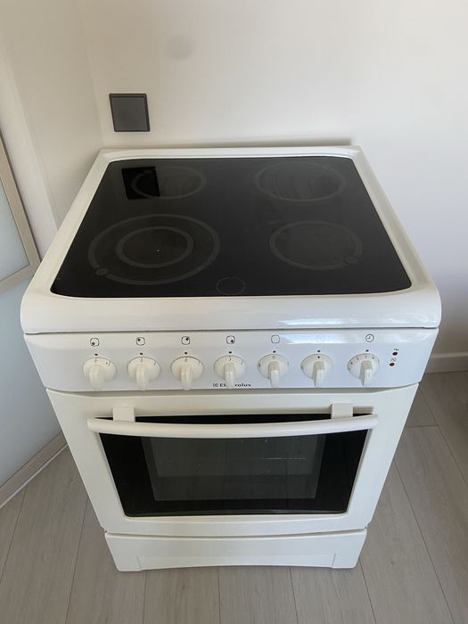 Продаю кухонную плиту