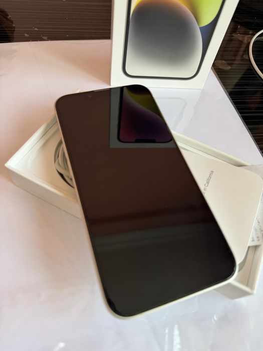 Айфон  14 128гб