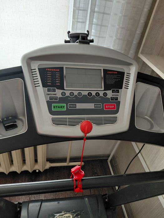 Продам беговую дорожку