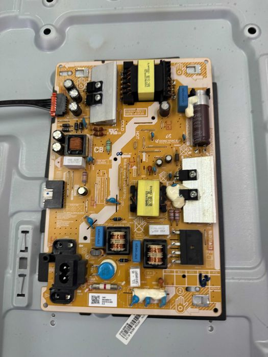 Placa de baza si sursa alimentare TV Samsung QE43Q60RATXXH