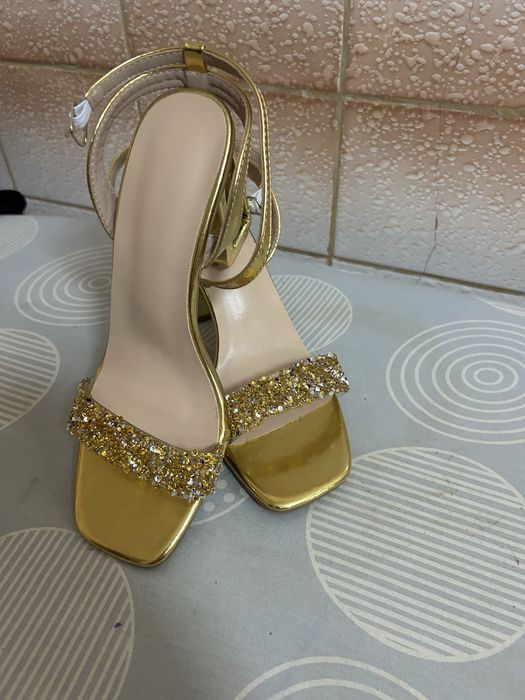 Sandale elegante