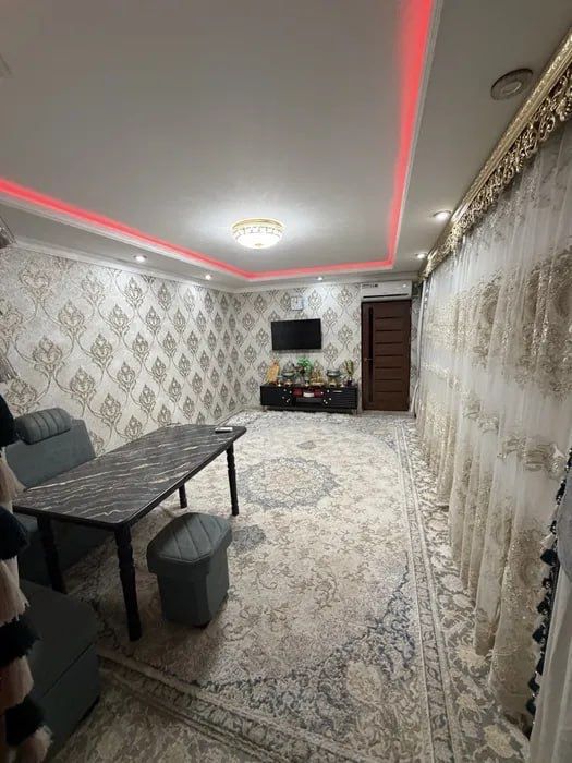 Юнусабад. 11. Мега.