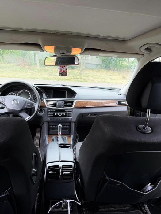 Vand mercedes e220cdi