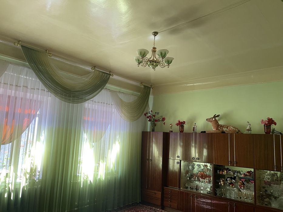 Uy joy yangiariq sentrida joylashgan