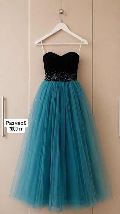 Продам Вечерние платья