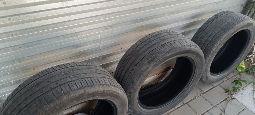 Продам 3 шины Hankook 255/50/R20