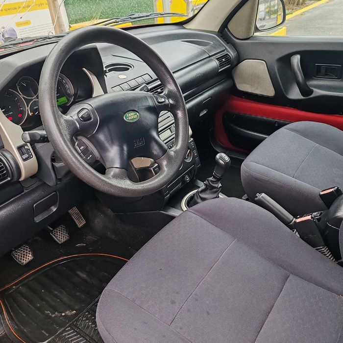 Land Rover Freelander 2006 diesel, 2.641 € — imagine 5