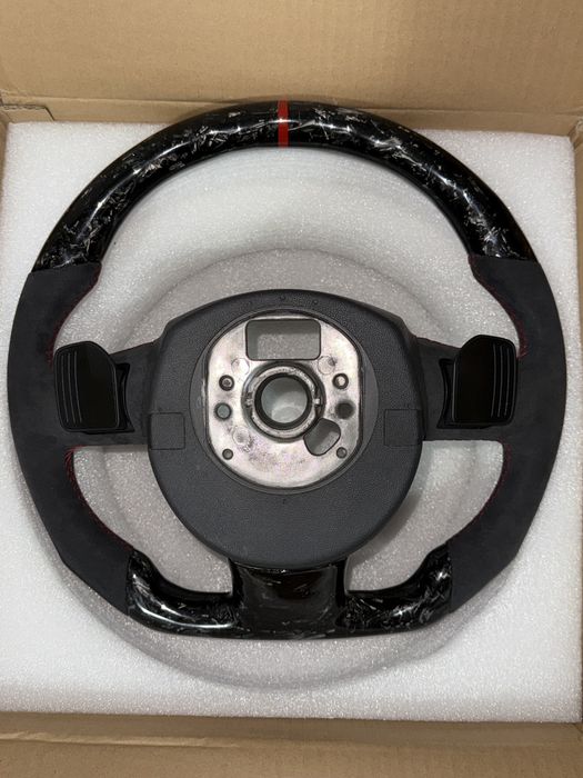 Volan Audi A4 B7 Sport Custom cu Alcantara si Carbon Forjat