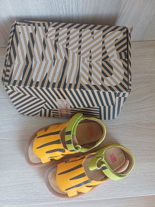 Нови сандали Camper 25