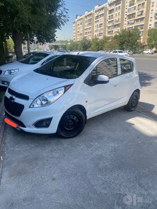 Spark sotiladi 3800 en oxirgi narxi