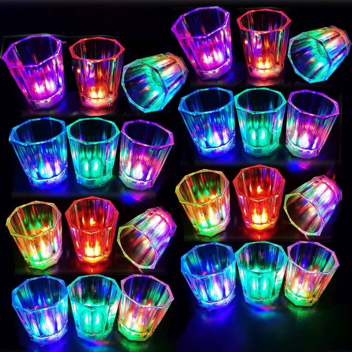 24 светящихся стаканов с Led подсветкой для вечеринок