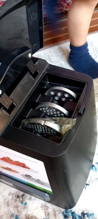 Xolati yangi  yaqinda ogandik pul kerak edi
