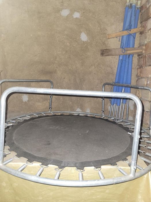 Продава се батут