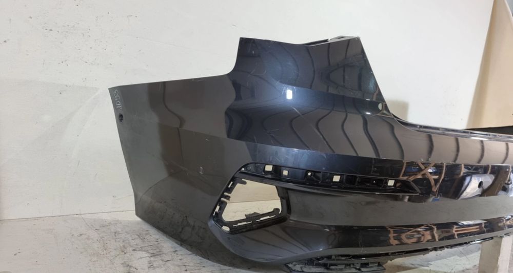 Bara spate Audi A3 berlina sedan, 2019, 2020, 2021, 2022, 2023 , cod origine OE 8Y5807511