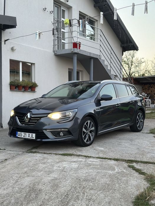RENAULT Megane