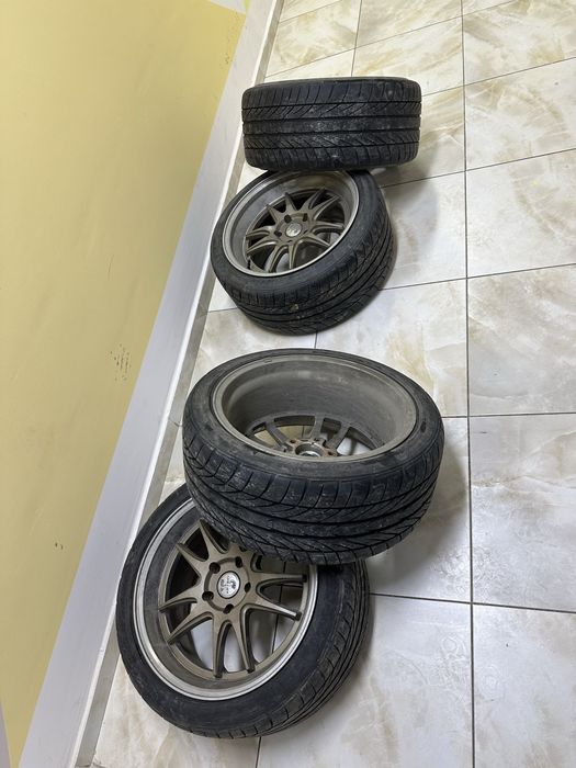 Диски R18 разноширокие