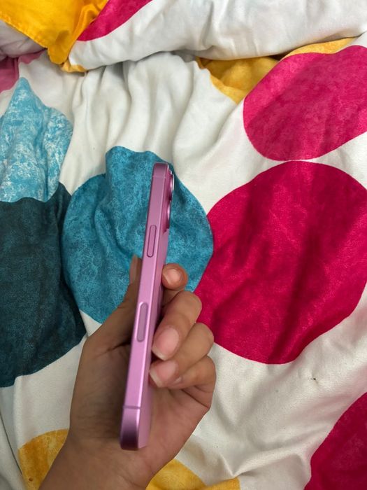 iPhone 16 roz 95% sănătate baterie