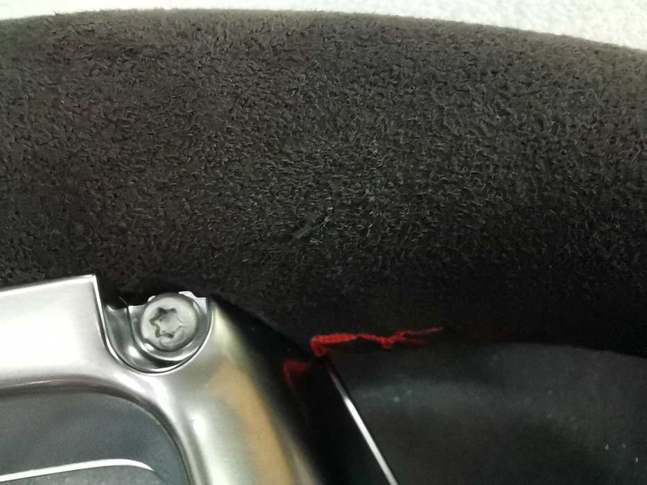 НОВ Спортен Волан Audi RS Алкантара RS3 A3 S3 8Y RSQ3 Q3 82A419091BD