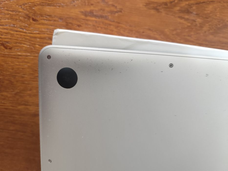 MacBook Air 13" 2018 1.8GHz 8GB RAM 121GB SSD A1466