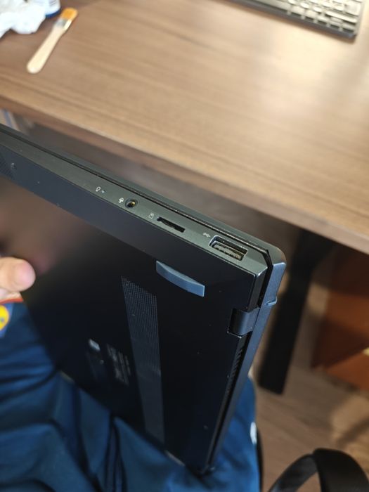 Laptop ASUS ZenBook 14 UM425QA, Ryzen 7 5800H, 16GB RAM, 1TB SSD
