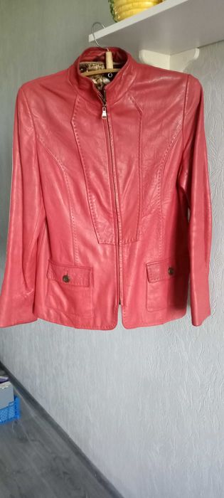 Кожаная куртка  48р.