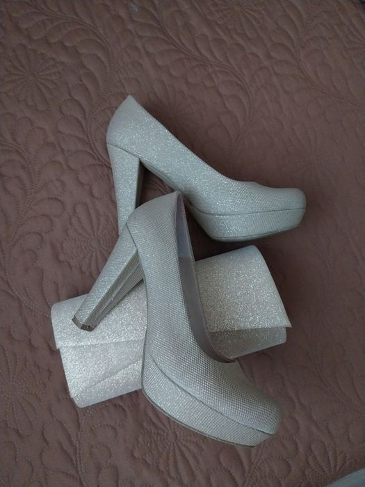 Официална рокля (бордо)