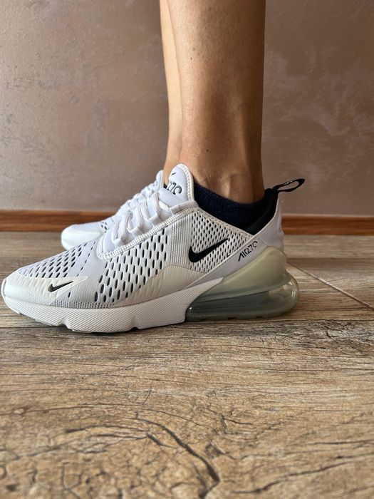 Оригинални маратонки Nike airmax 270