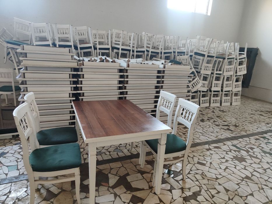 Стол стул сотилади