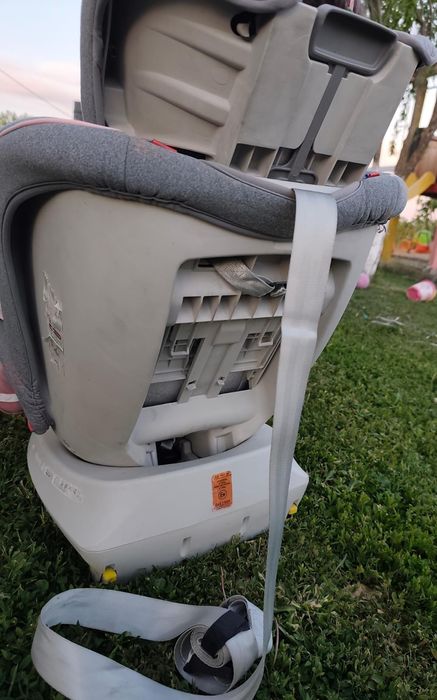 De vânzare scaun auto